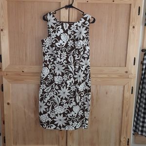 Signature London style brown/white floral dress size 16